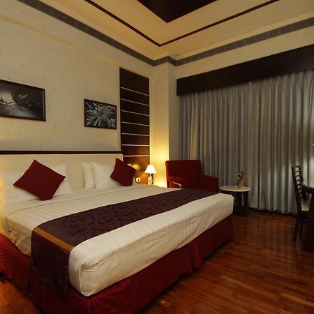 Hotel Maharadja Jakarta Kültér fotó