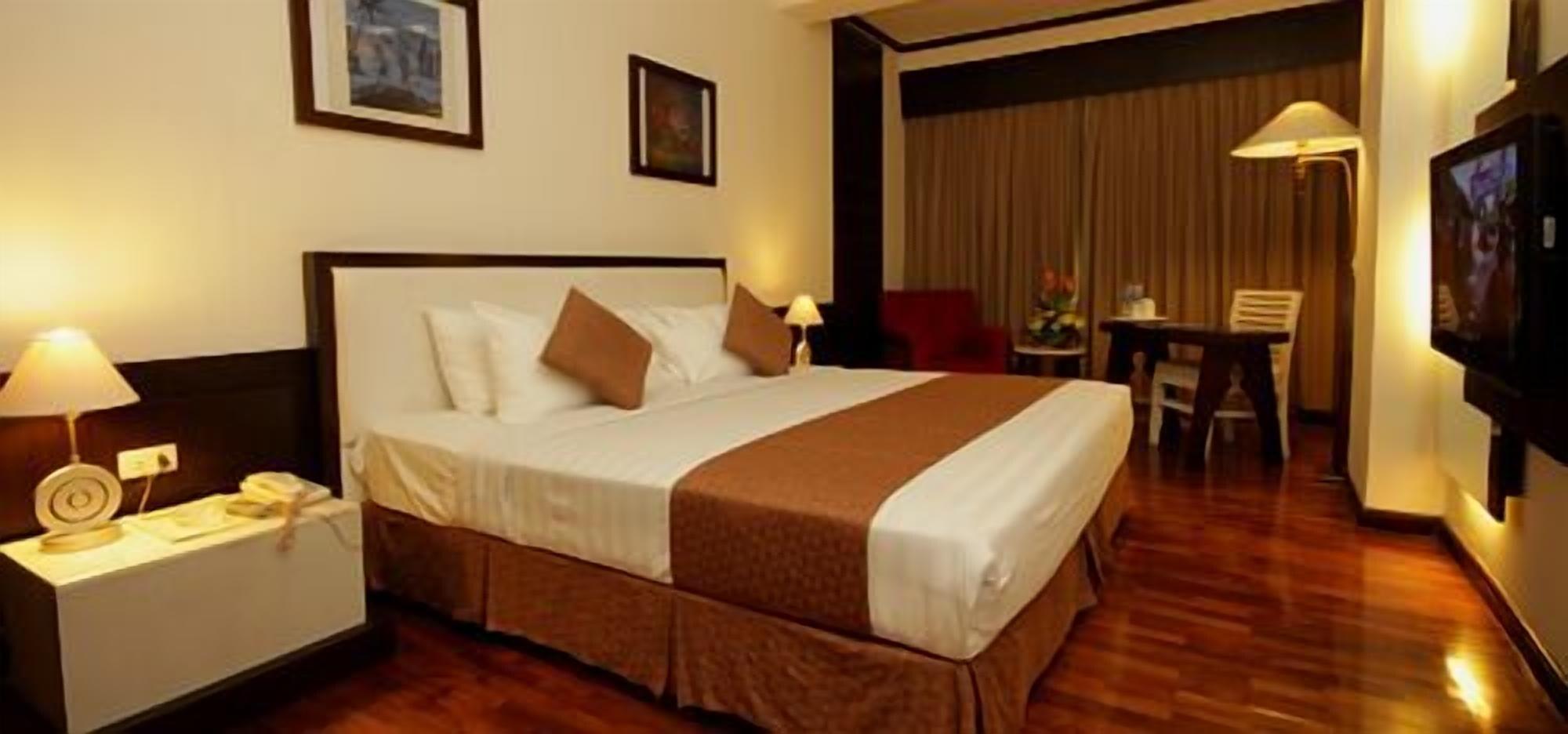Hotel Maharadja Jakarta Kültér fotó