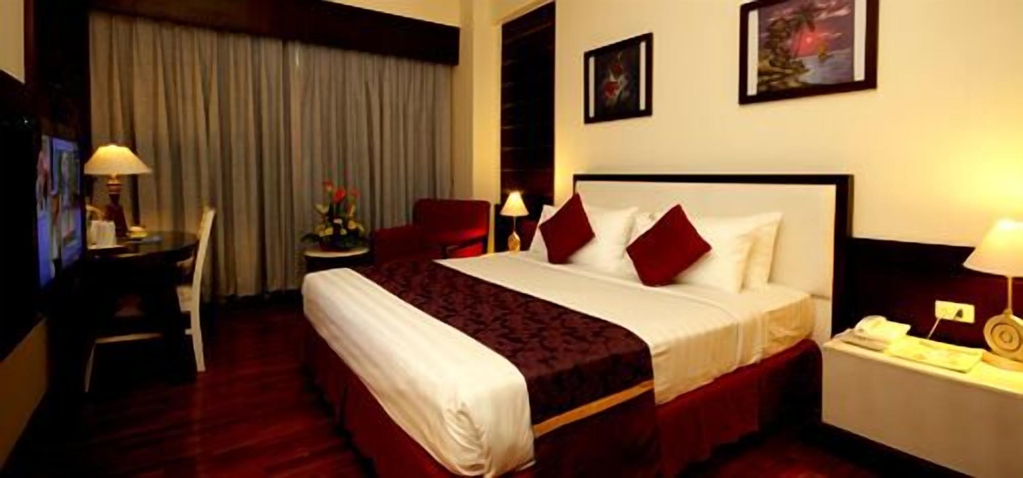 Hotel Maharadja Jakarta Kültér fotó