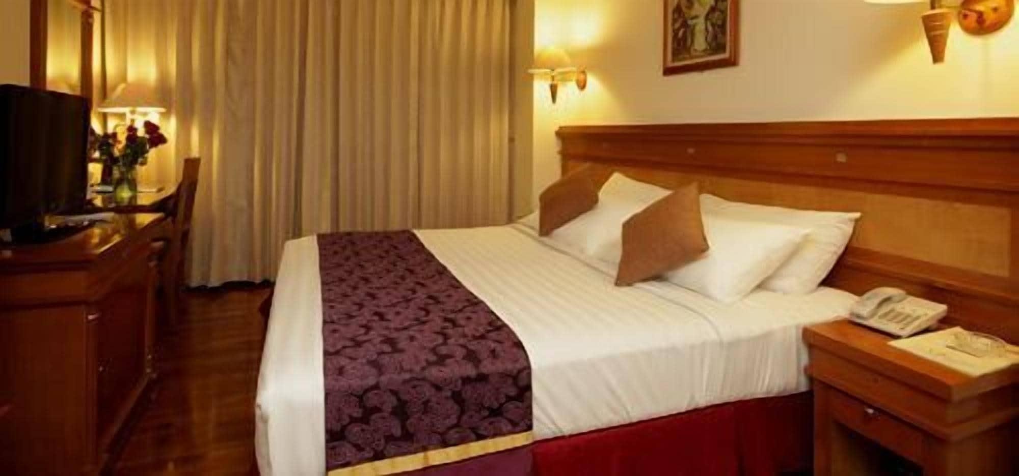 Hotel Maharadja Jakarta Kültér fotó
