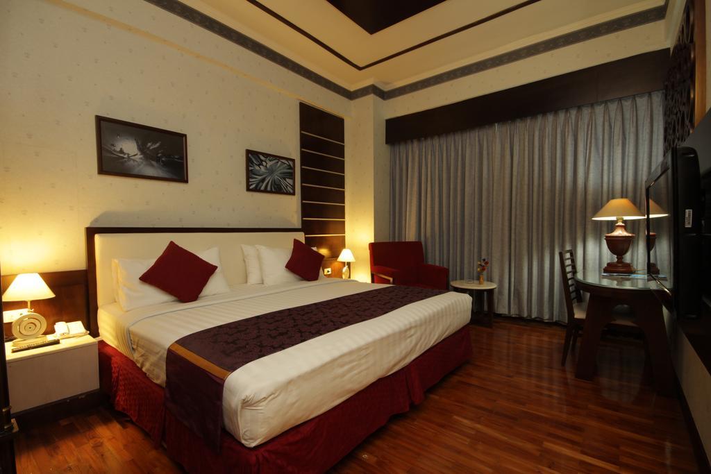 Hotel Maharadja Jakarta Kültér fotó