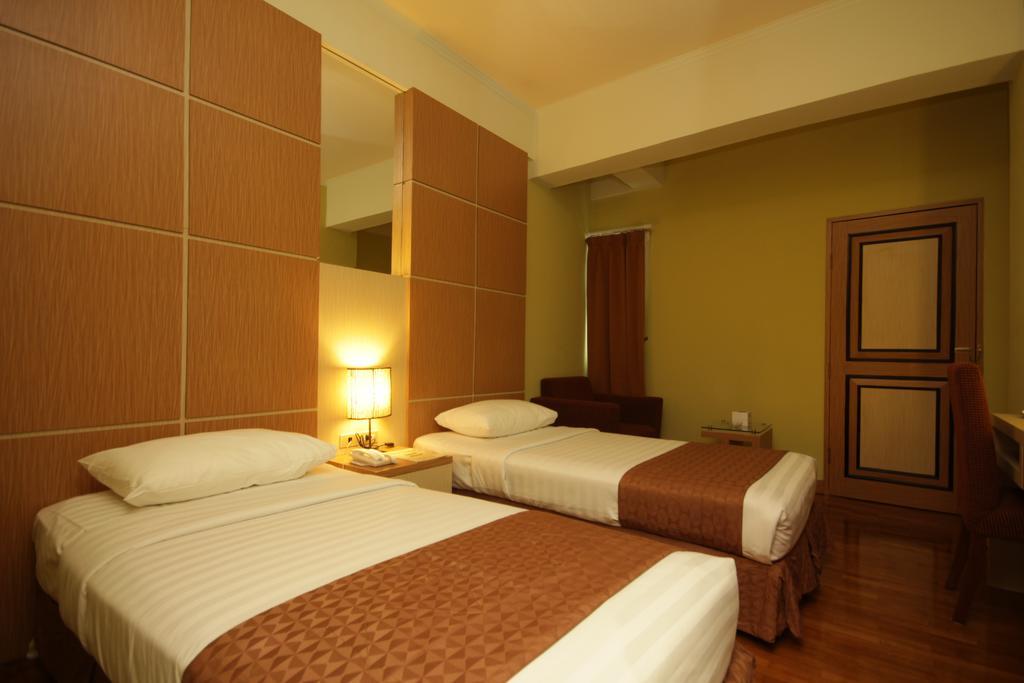 Hotel Maharadja Jakarta Kültér fotó